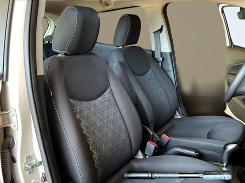 Used 2021 Chevrolet Spark LT image 7