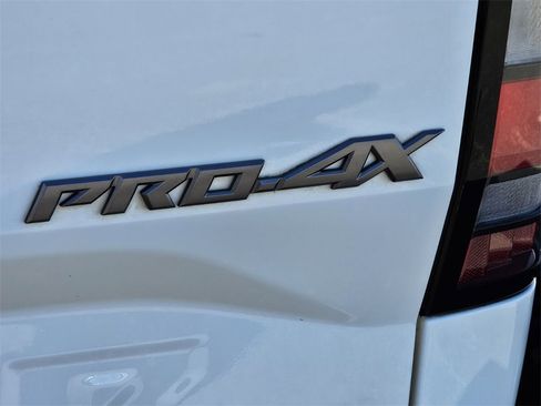 Used 2023 Nissan Frontier PRO-4X w/ Pro Convenience Package image 8