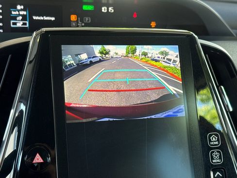 Used 2020 Toyota Prius Prime XLE w/ Protection Package FWD image 25
