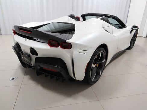 Certified 2023 Ferrari SF90 Spider image 9