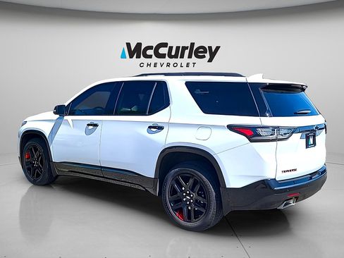 Used 2020 Chevrolet Traverse Premier w/ Redline Edition AWD/4WD image 5