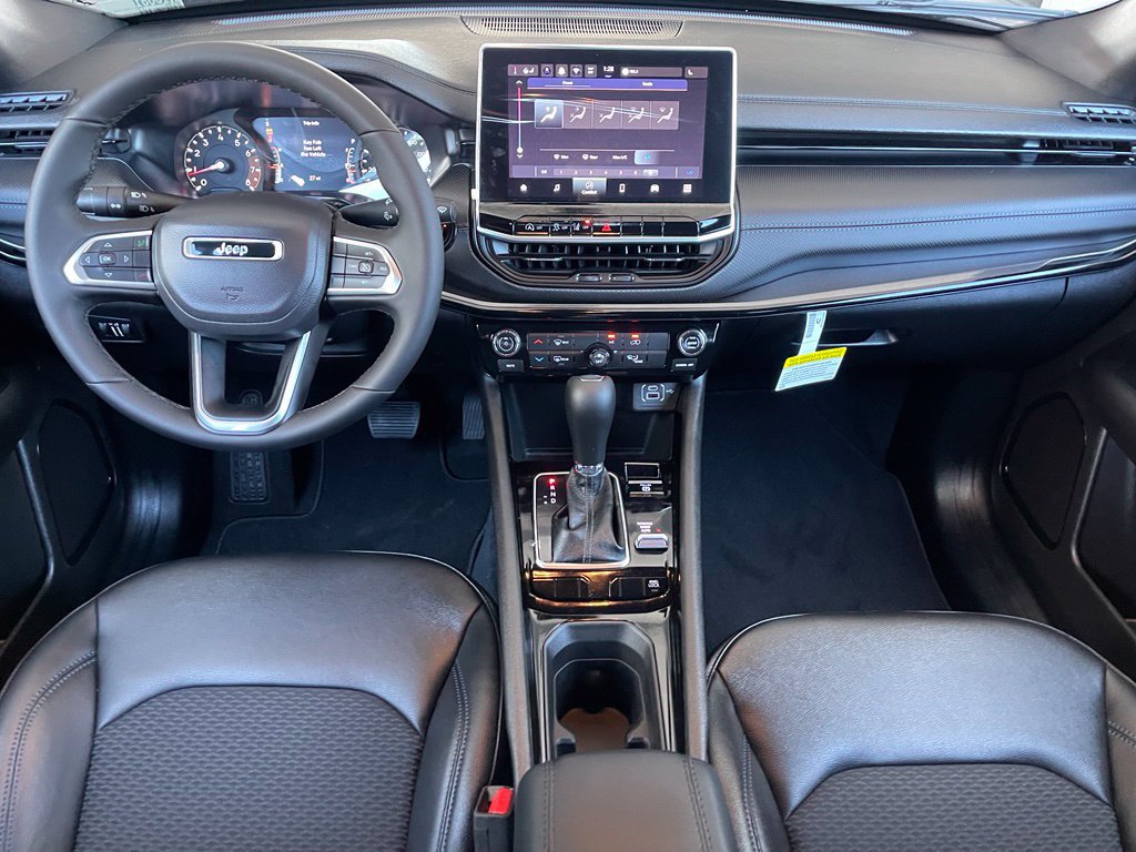 New 2026 Jeep Compass Latitude AWD/4WD image 12