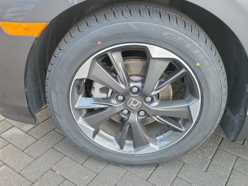 Used 2023 Honda Odyssey Elite image 33