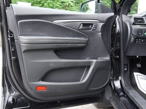 Used 2022 Honda Passport TrailSport image 13