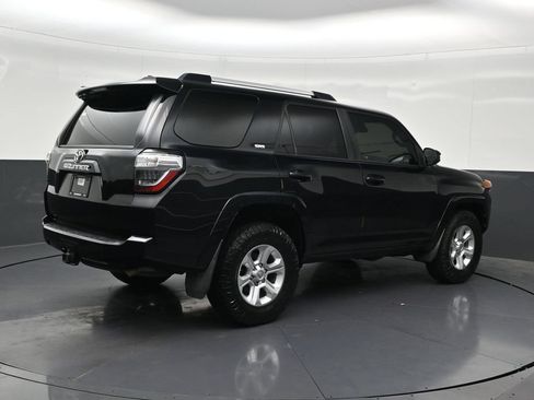 Used 2021 Toyota 4Runner SR5 RWD image 5