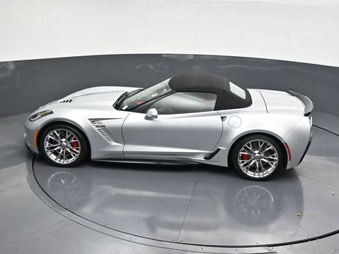 Used 2017 Chevrolet Corvette Z06 image 18