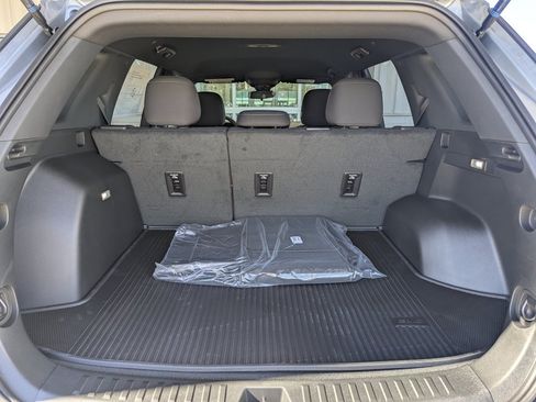 New 2026 GMC Terrain Elevation w/ LPO, Floor Liner Package AWD/4WD image 16