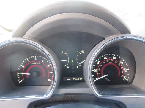 Used 2012 Toyota Highlander Base 4dr SUV (2.7L l4) image 15