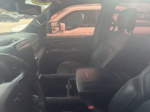Used 2022 RAM 1500 Limited image 12