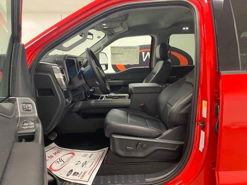 New 2025 Ford F250 Lariat w/ Black Appearance Package image 14