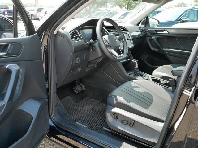 Certified 2023 Volkswagen Tiguan SE AWD/4WD image 12