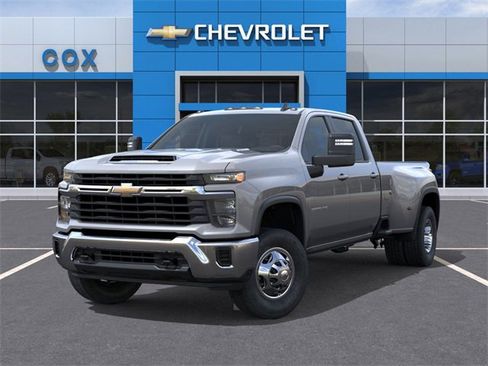 New 2026 Chevrolet Silverado 3500 LT image 6