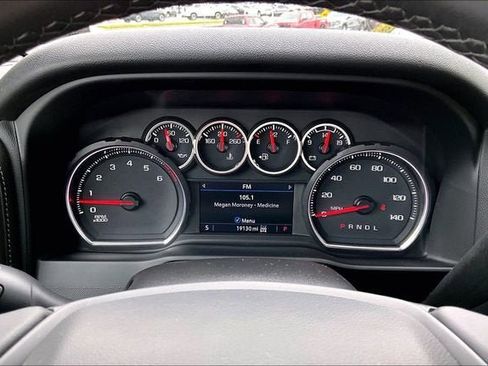 Used 2022 Chevrolet Silverado 3500 LT w/ Convenience Package AWD/4WD image 22