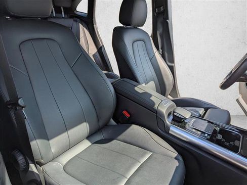 Used 2022 Mercedes-Benz GLA 250 4MATIC w/ Premium Package Lite image 23