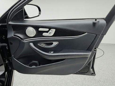 Certified 2022 Mercedes-Benz E 350 Sedan image 32