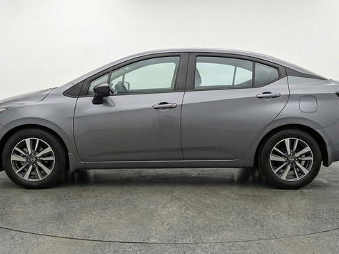 Used 2025 Nissan Versa SV w/ Trunk Package FWD image 4