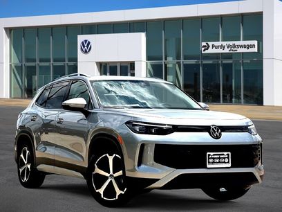 New 2026 Volkswagen Tiguan SE