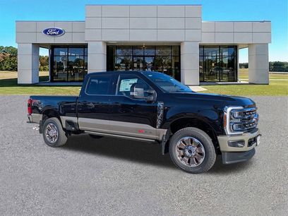 New 2026 Ford F350 King Ranch w/ FX4 Off-Road Package
