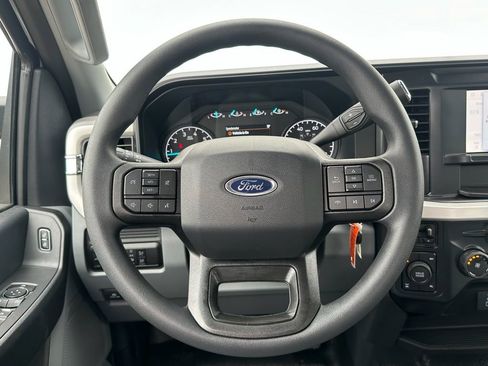 New 2026 Ford F350 XL w/ XL Off-Road Package AWD/4WD image 8