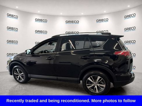 Used 2018 Toyota RAV4 XLE FWD image 5