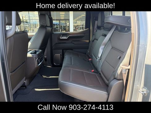 Used 2024 GMC Sierra 1500 Denali w/ Technology Package AWD/4WD image 10