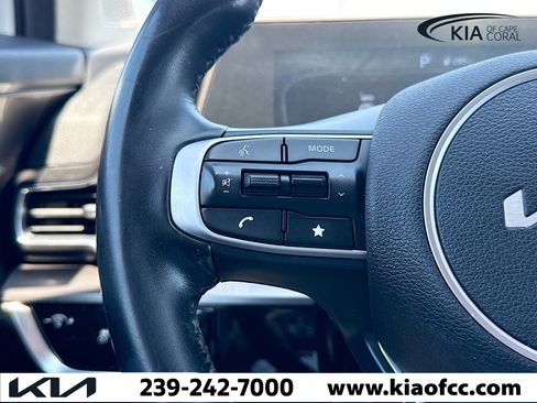 Used 2023 Kia Sportage EX image 34