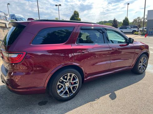 Used 2021 Dodge Durango R/T w/ Tow 'N Go Package AWD/4WD image 2