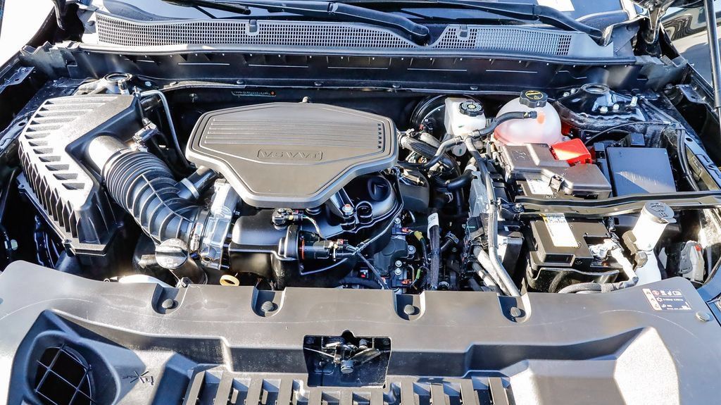 Used 2025 Chevrolet Blazer RS AWD/4WD image 31