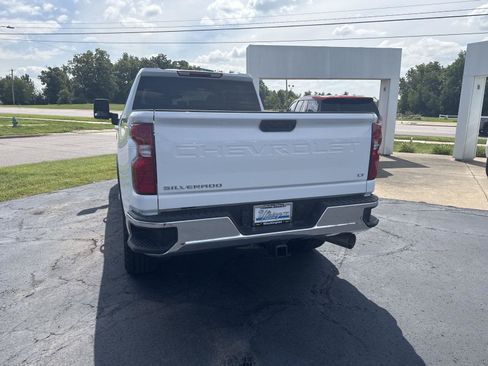 Used 2025 Chevrolet Silverado 2500 LT AWD/4WD image 3