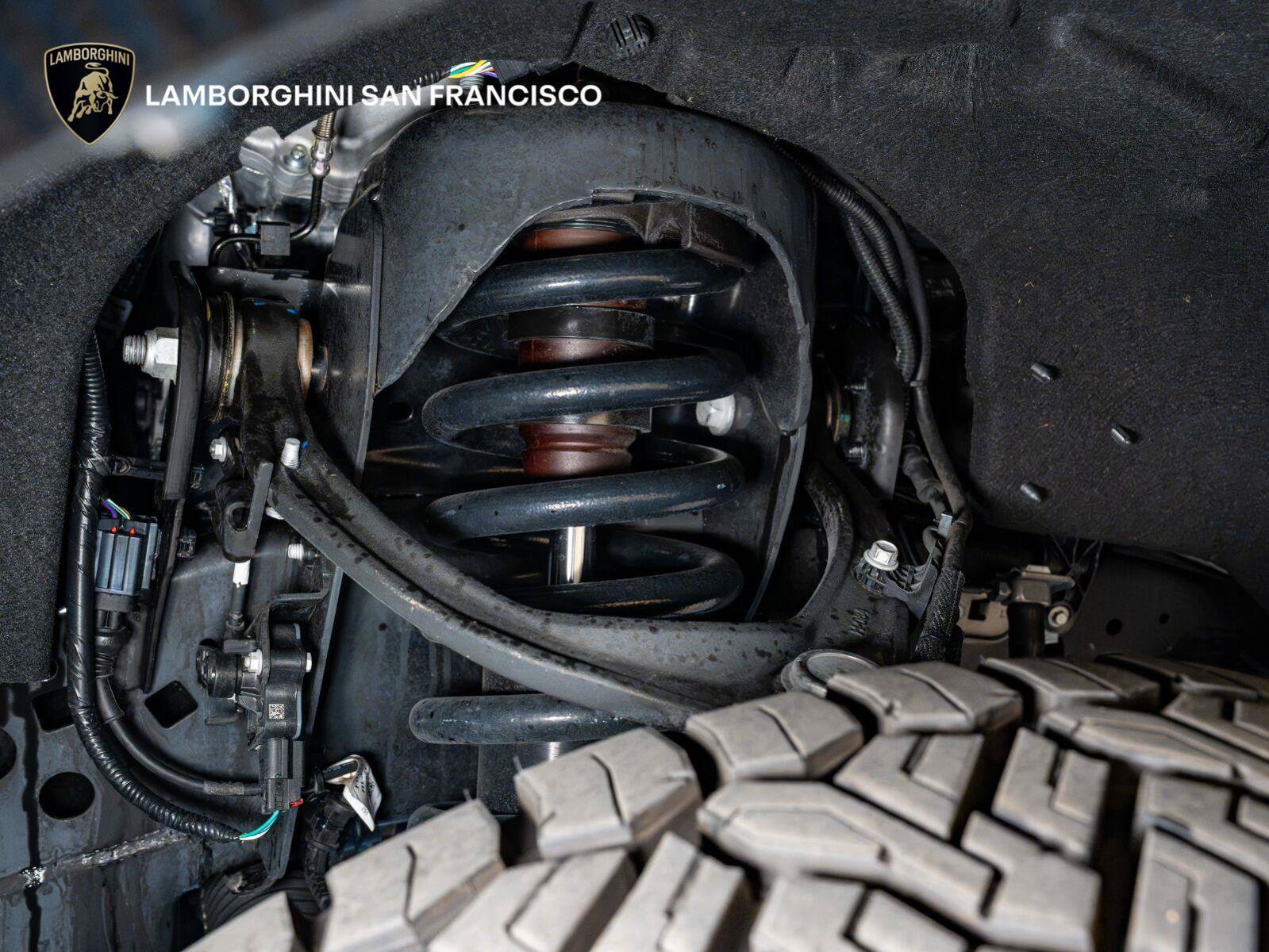 Used 2025 Ford F150 Raptor w/ Equipment Group 803A Raptor R AWD/4WD image 91
