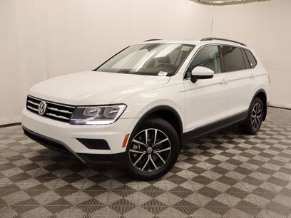 Used 2021 Volkswagen Tiguan SE w/ Panoramic Sunroof Package