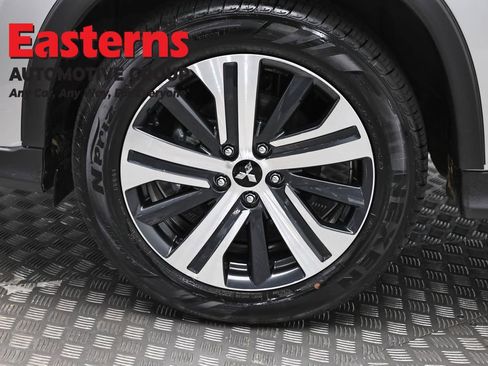 Used 2025 Mitsubishi Outlander Sport AWD image 31