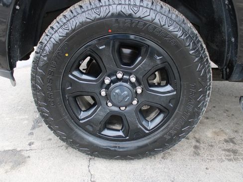 Used 2018 RAM 2500 Laramie w/ Sport Appearance Group image 18