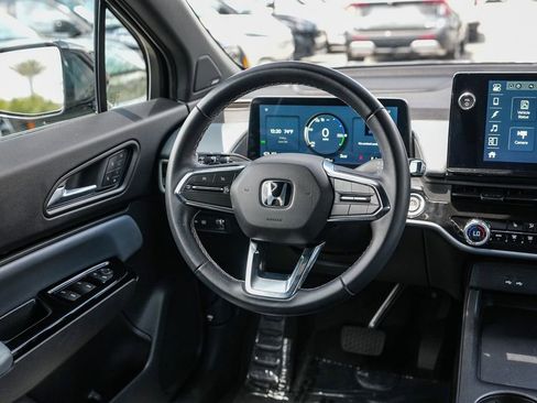 Used 2024 Honda Prologue Touring image 18