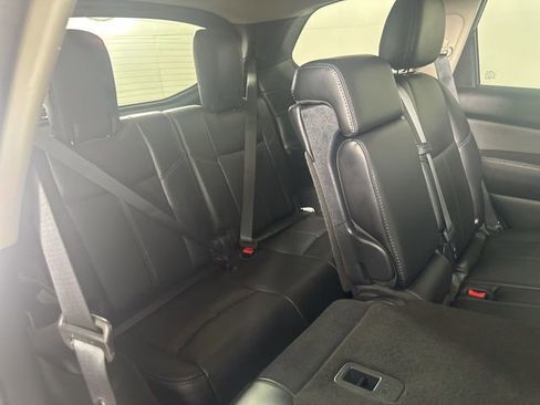 Used 2019 Nissan Pathfinder Platinum AWD/4WD image 17