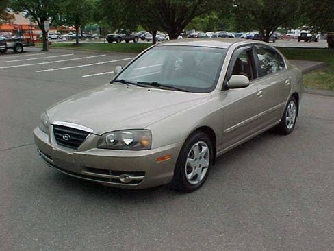 Used 2005 Hyundai Elantra GLS FWD image 4