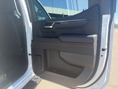 New 2026 GMC Sierra 1500 AT4 w/ AT4 Premium Package AWD/4WD image 13