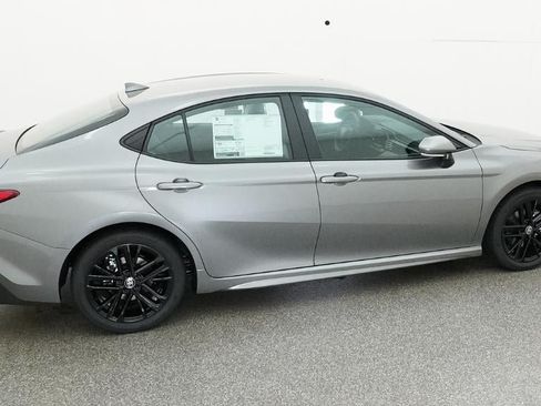 New 2026 Toyota Camry SE FWD image 20