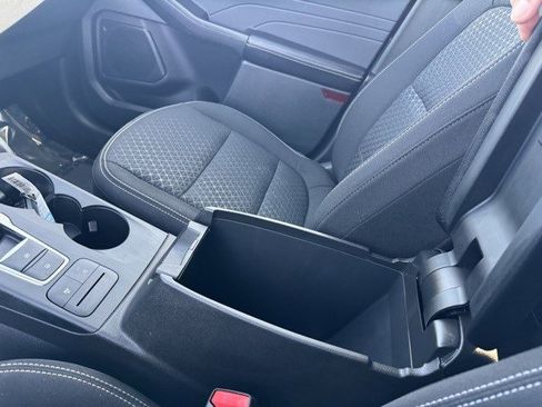 Used 2024 Ford Escape Active image 22