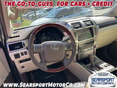 Used 2011 Lexus GX 460 w/ Comfort Plus Pkg AWD/4WD image 17