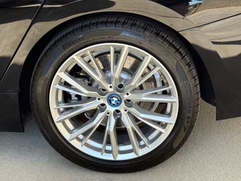 Certified 2023 BMW 330e image 18