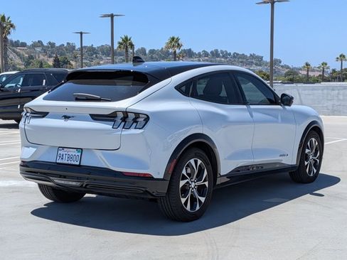 Used 2021 Ford Mustang Mach-E Premium RWD image 5