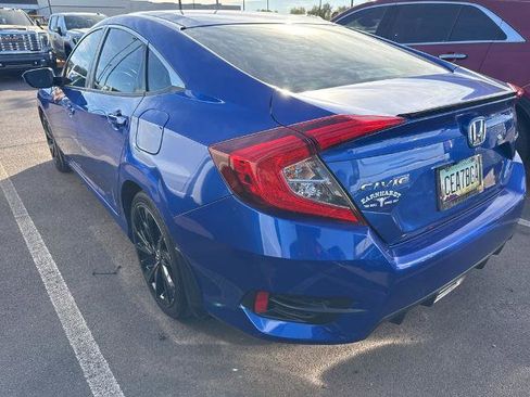 Used 2020 Honda Civic Sport image 4