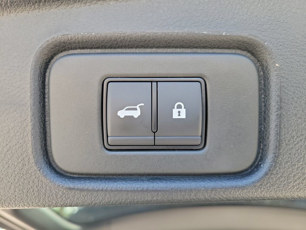 Certified 2026 Nissan Pathfinder SL AWD/4WD image 9