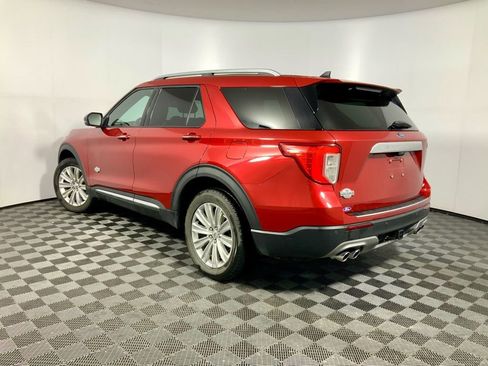 Used 2021 Ford Explorer King Ranch w/ Premium Technology Package image 12