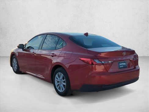 Used 2026 Toyota Camry LE FWD image 8