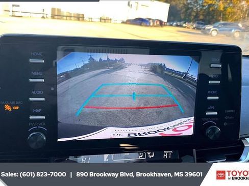 Used 2023 Toyota Sienna LE image 15