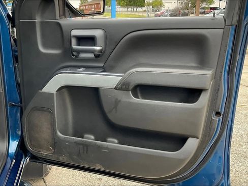 Used 2018 Chevrolet Silverado 1500 LT w/ Texas Edition image 22