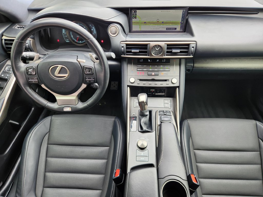 Used 2019 Lexus IS 350 F Sport w/ F Sport Package RWD image 27