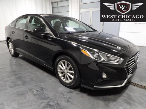 Used 2018 Hyundai Sonata SE w/ Cargo Package FWD image 1